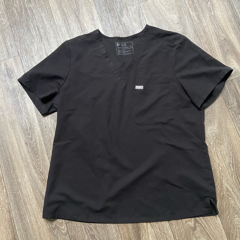 FIGS Catarina One-Pocket Scrub Top Black XL